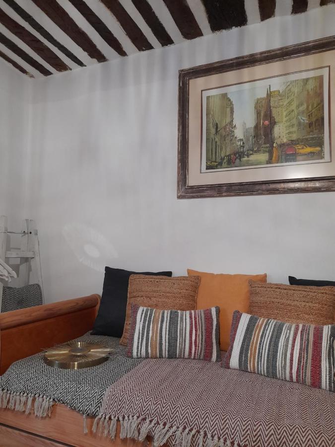 Apartament Studio Wanderlust Le Bar-sur-Loup Zewnętrze zdjęcie