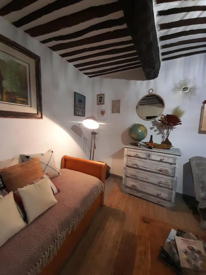 Apartament Studio Wanderlust Le Bar-sur-Loup Zewnętrze zdjęcie